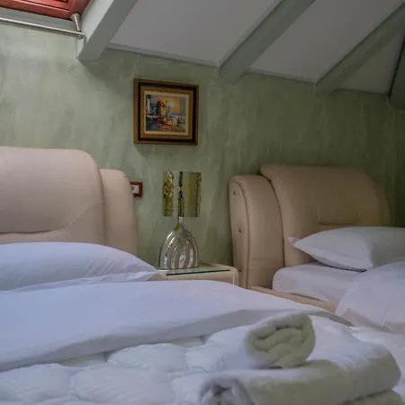 Durham 3* Shkoder